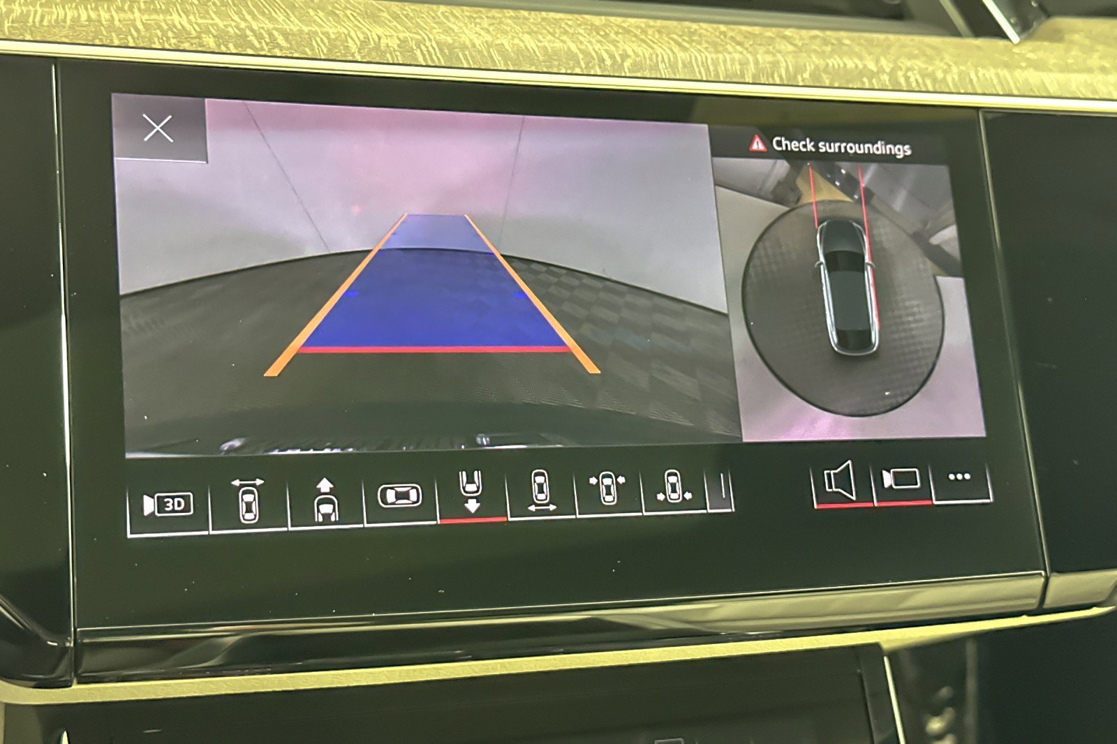 Certified 2023 Audi e-tron Premium w/ Convenience Plus Package AWD/4WD image 19