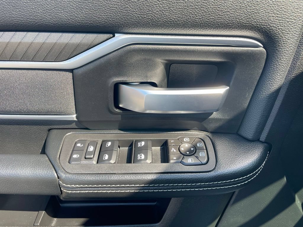 New 2026 RAM 2500 Big Horn AWD/4WD image 28
