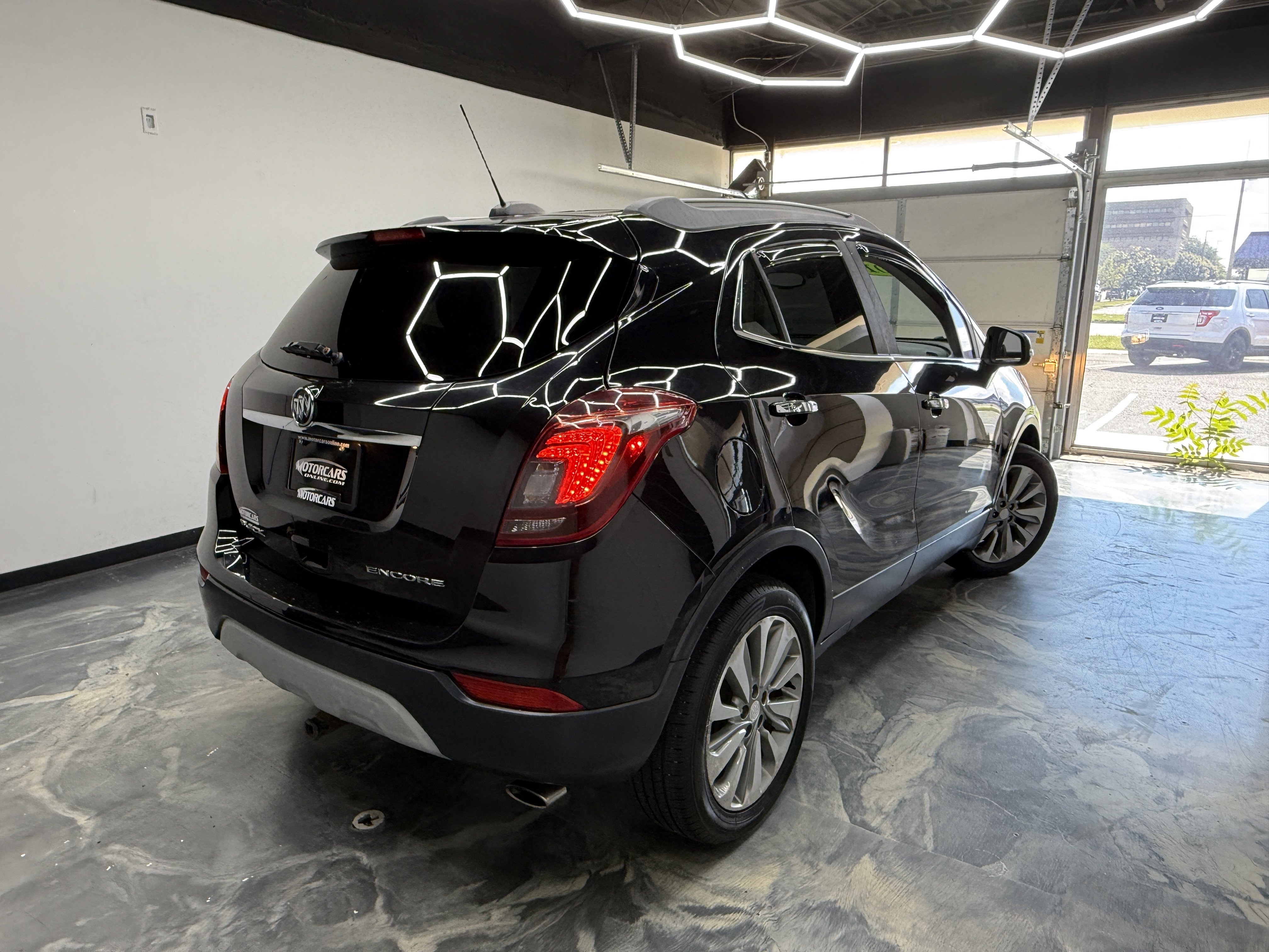 Used 2017 Buick Encore Preferred FWD image 5