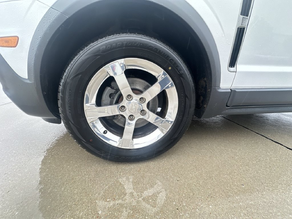Used 2012 Chevrolet Captiva Sport LS FWD image 31