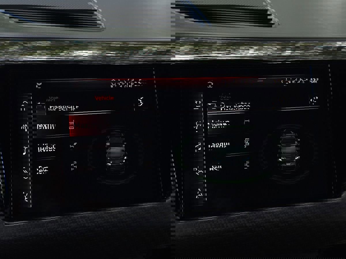 Used 2022 Audi RS e-tron GT w/ Carbon Performance Package image 52