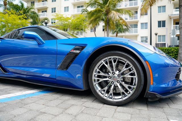 Used 2016 Chevrolet Corvette Z06 w/ 3LZ Preferred Equipment Group RWD image 39