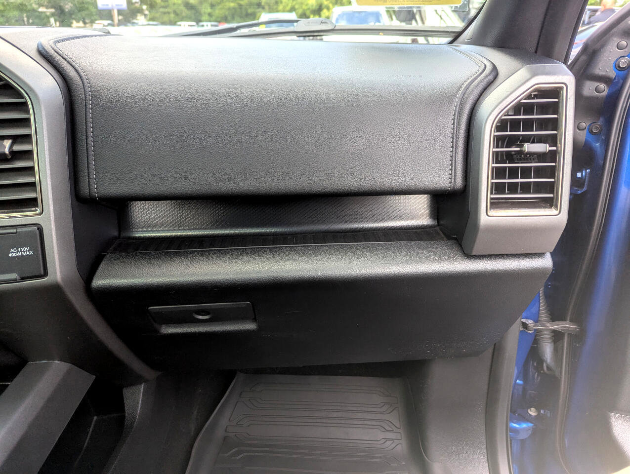 Used 2018 Ford F150 Raptor w/ Equipment Group 802A Luxury image 53