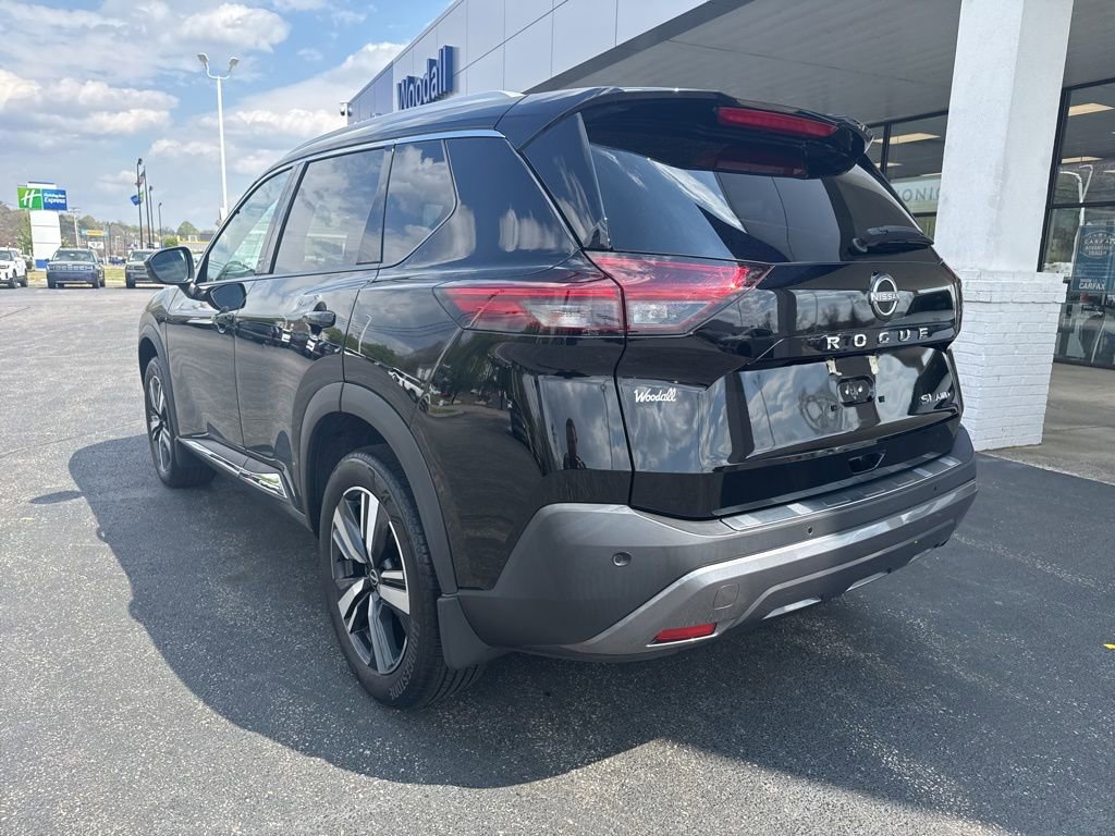 Used 2023 Nissan Rogue SL AWD/4WD image 6