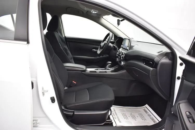 Used 2024 Nissan Sentra SV FWD image 16