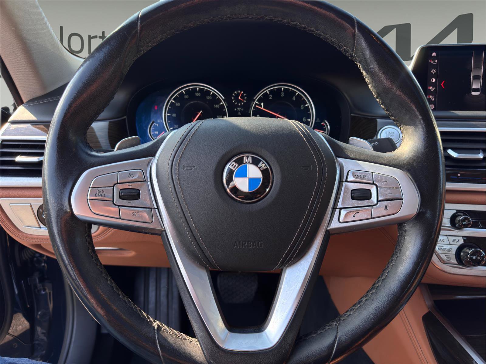 Used 2019 BMW 740i xDrive w/ Executive Package image 9