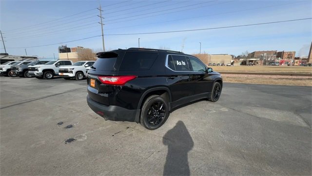 Used 2019 Chevrolet Traverse LT w/ LPO, Blackout Package image 8