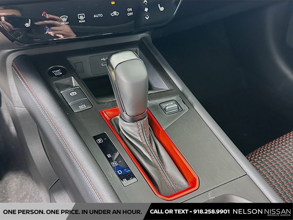 New 2026 Nissan Kicks SR w/ SR Premium Package FWD image 16
