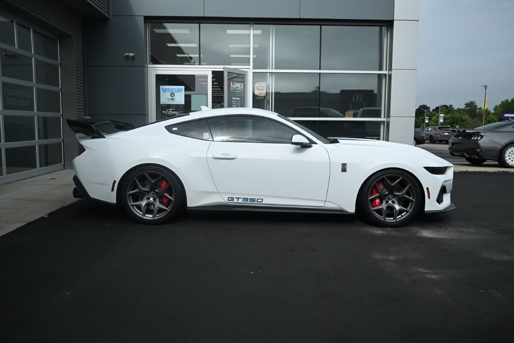 New 2026 Ford Mustang GT Premium w/ GT Performance Package RWD image 5