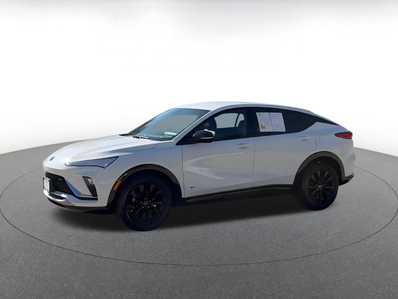 Used 2025 Buick Envista Sport Touring image 8