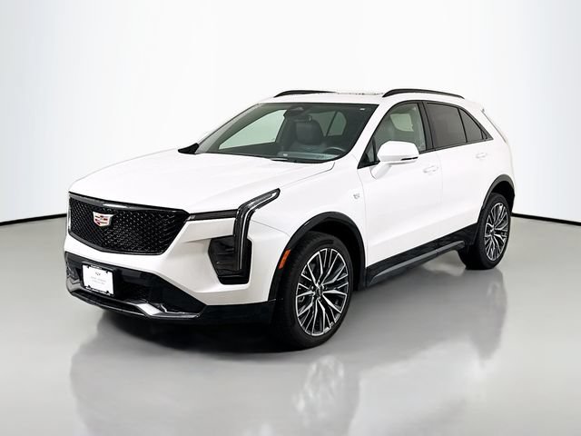 Used 2024 Cadillac XT4 Sport w/ Trailering Package AWD/4WD image 3