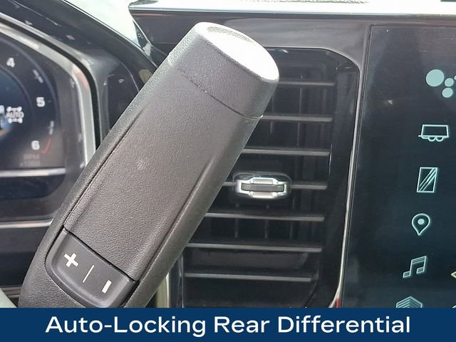 Used 2023 Chevrolet Silverado 1500 LT AWD/4WD image 16