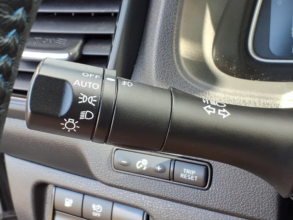 Certified 2025 Nissan Leaf SV Plus FWD image 28