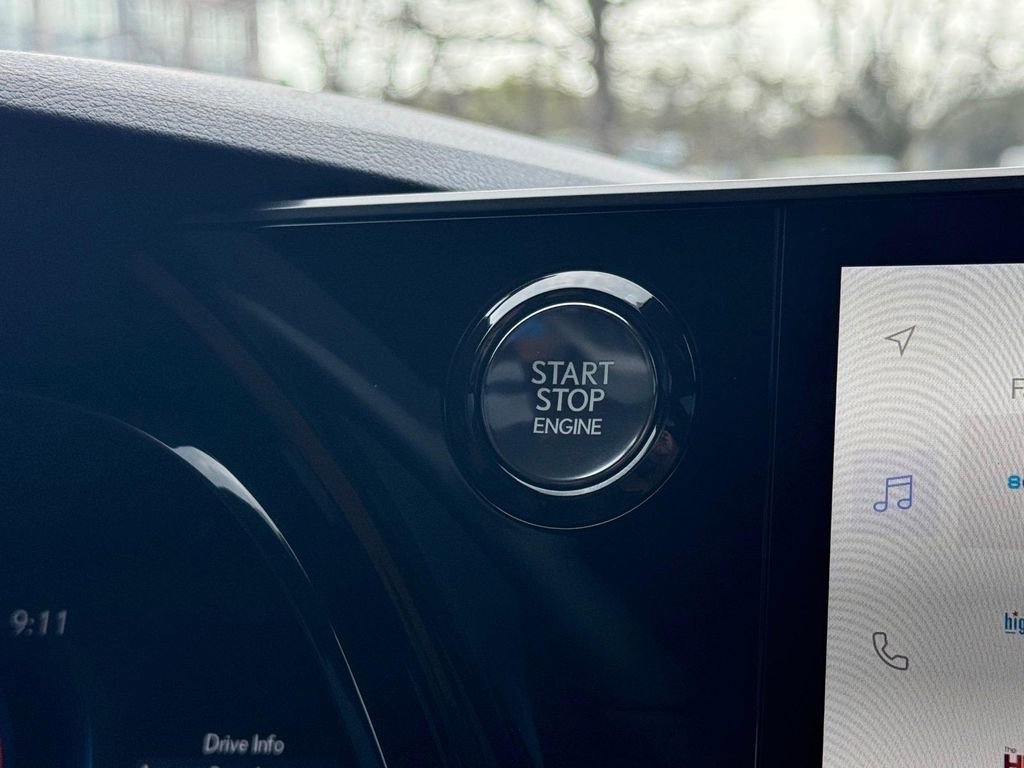 Used 2025 Lexus RX 350 Premium Plus w/ Convenience Package AWD/4WD image 20