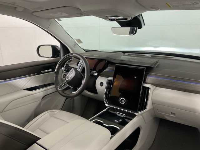 Used 2025 GMC Acadia Denali w/ Super Cruise Package FWD image 30
