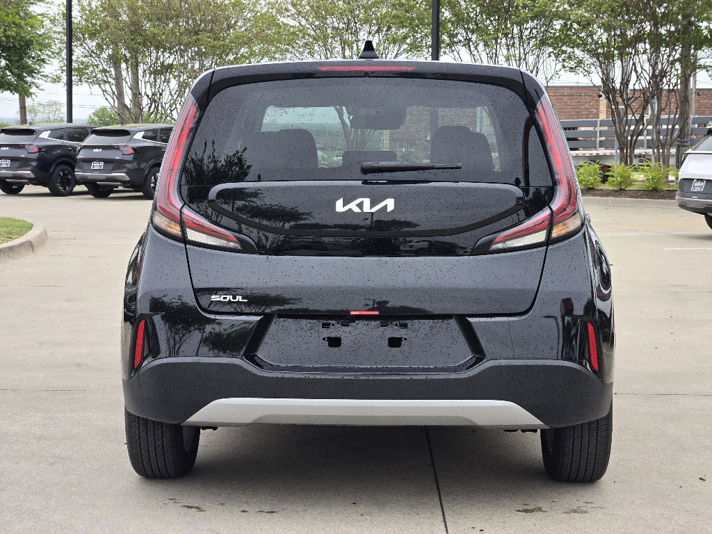 Certified 2025 Kia Soul LX w/ LX Technology Package image 13