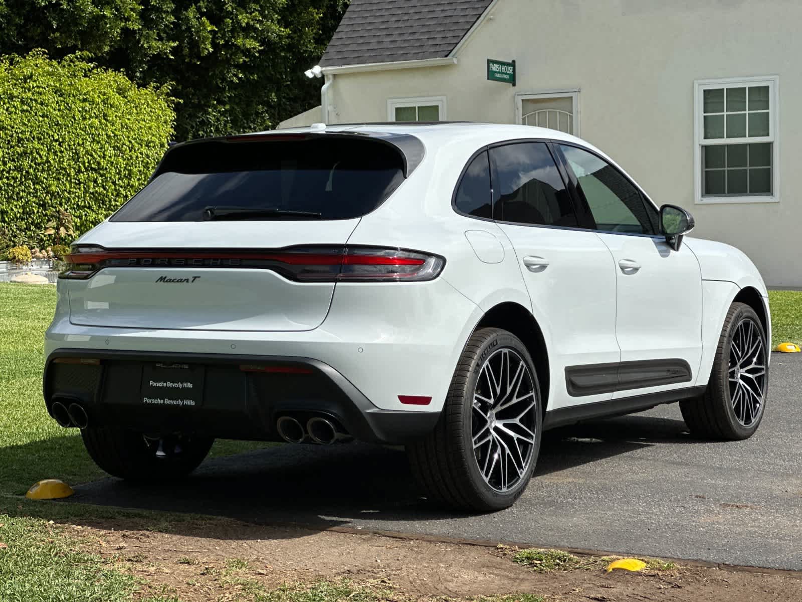 New 2026 Porsche Macan Turbo AWD/4WD image 8