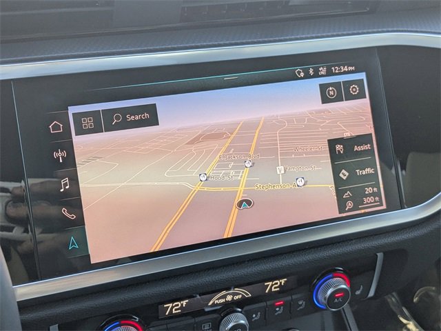 Used 2020 Audi Q3 2.0T Prestige w/ Prestige Package image 25