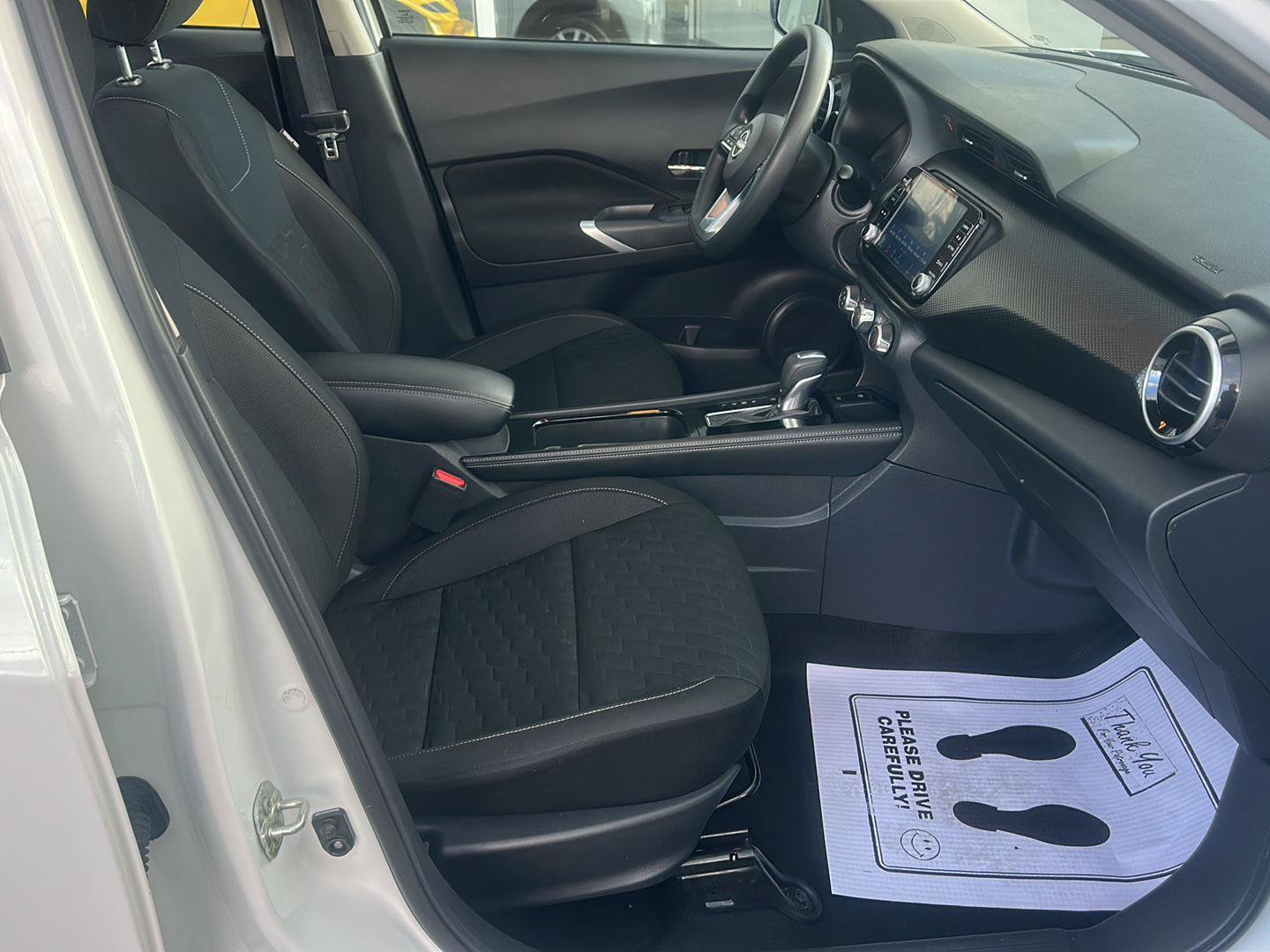 Used 2024 Nissan Kicks SV FWD image 10