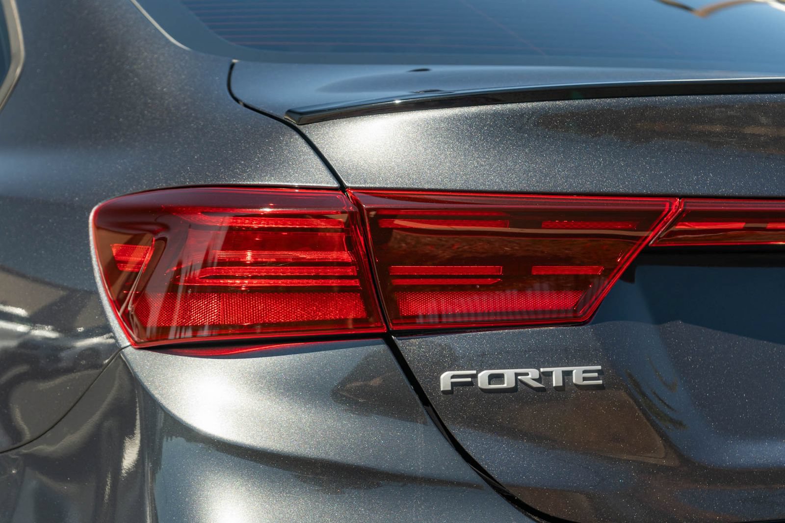 Used 2023 Kia Forte GT FWD image 8