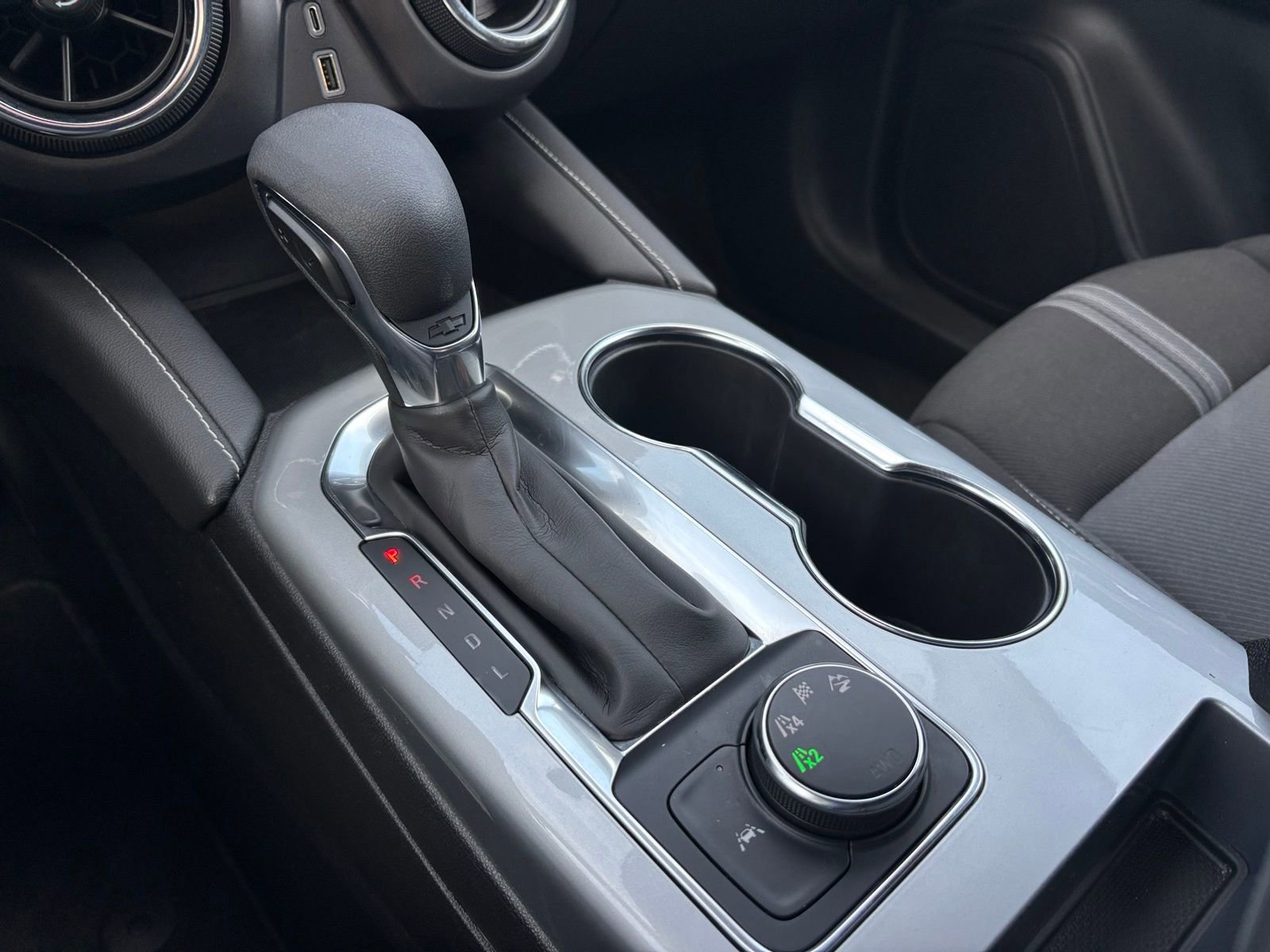 Used 2025 Chevrolet Blazer LT image 27