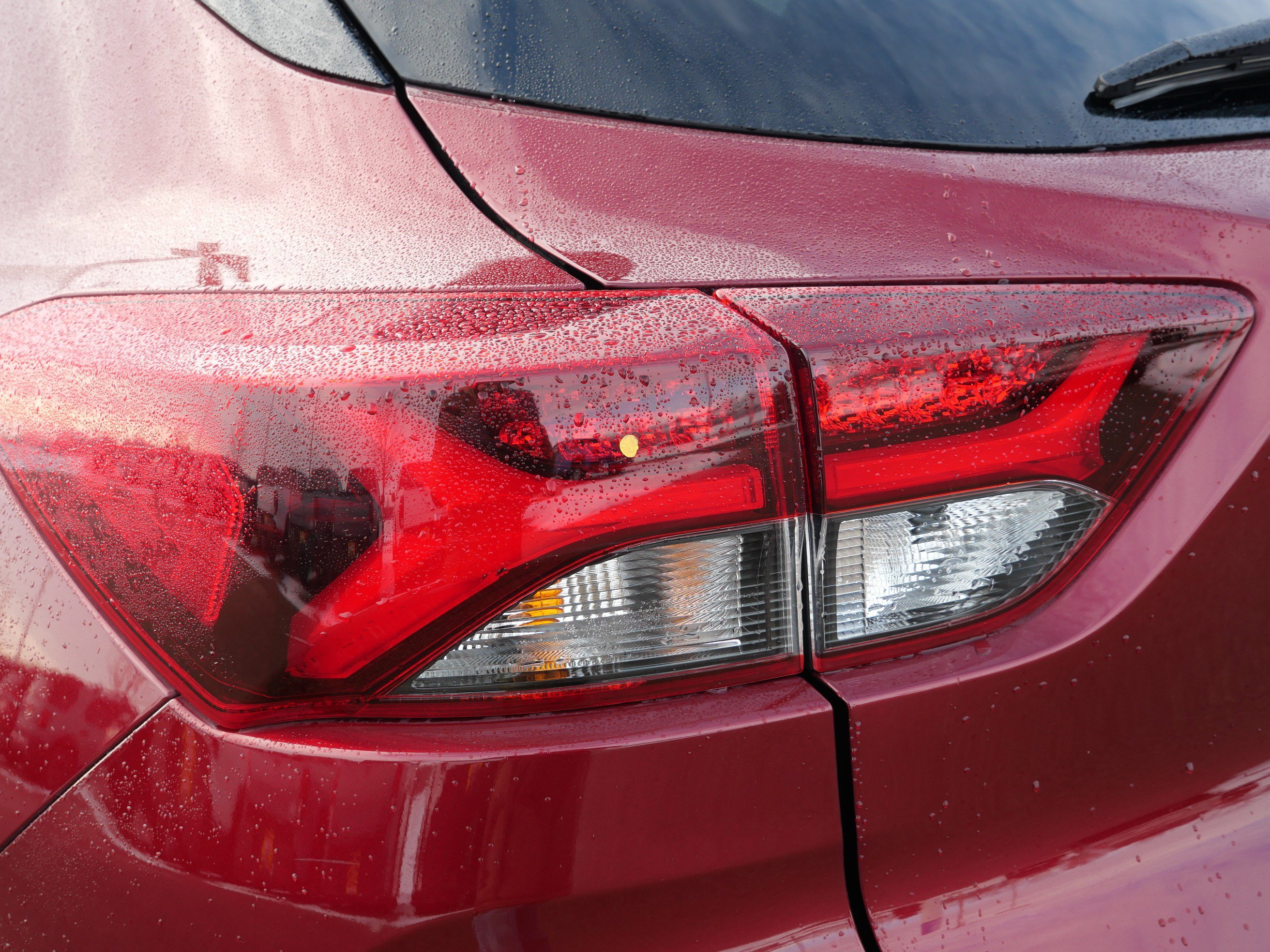 Used 2022 Chevrolet TrailBlazer RS w/ Sun and Liftgate Package image 17