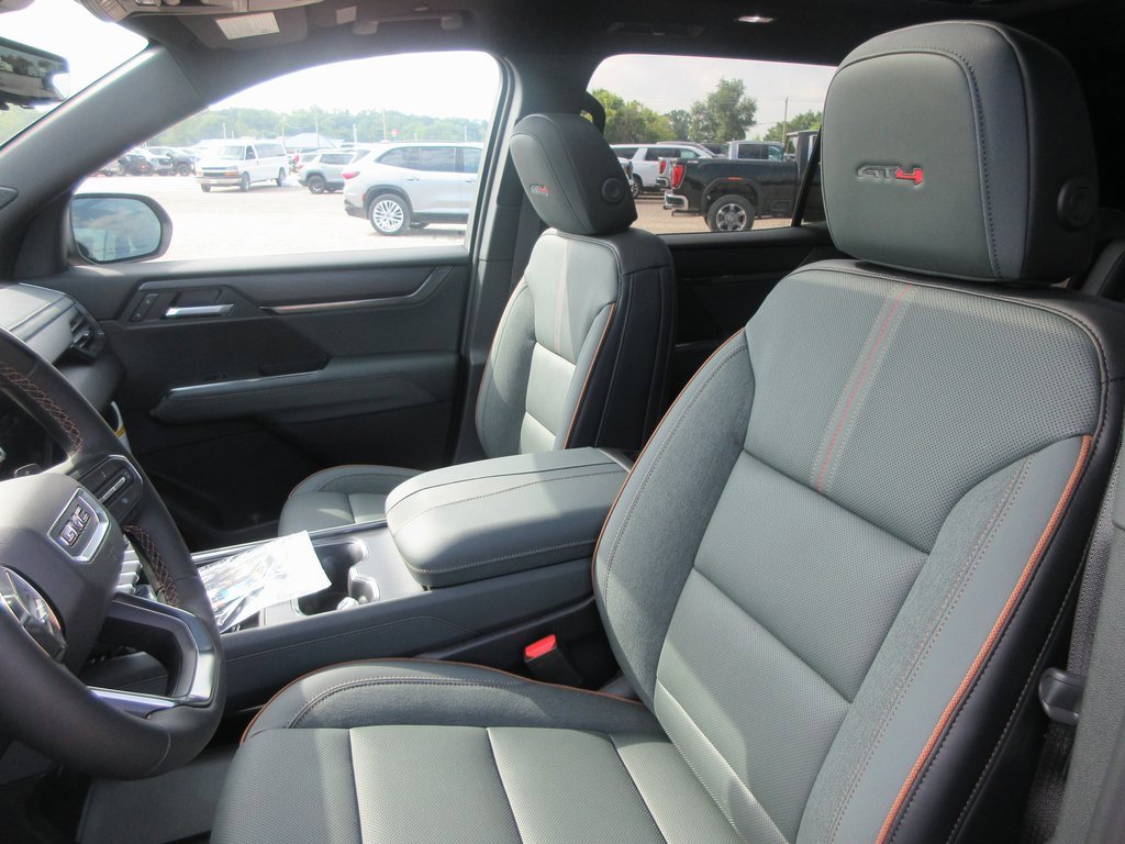 New 2026 GMC Acadia AT4 w/ Super Cruise Package image 13