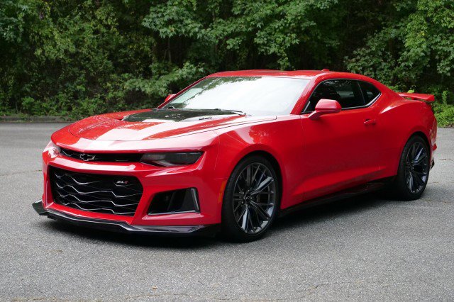 Used 2022 Chevrolet Camaro ZL1 RWD image 38