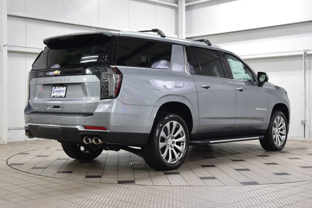 New 2026 Chevrolet Suburban Premier AWD/4WD image 8
