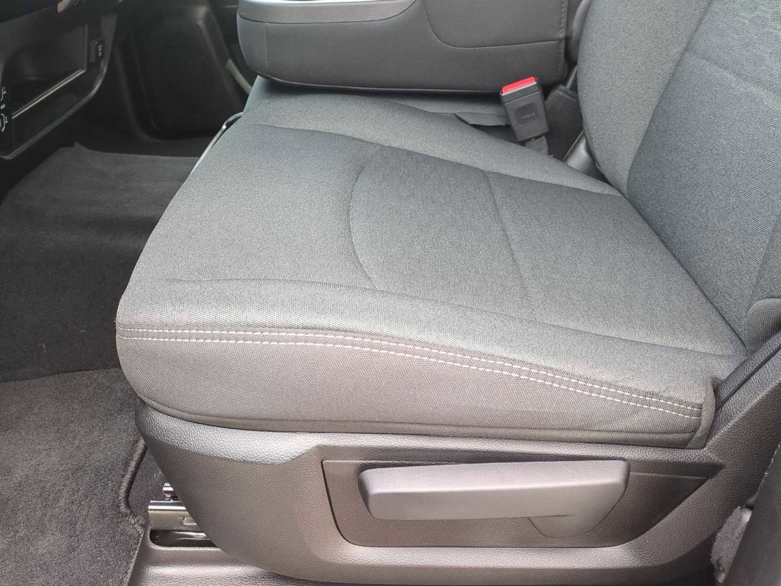 Used 2026 RAM 2500 Tradesman AWD/4WD image 19