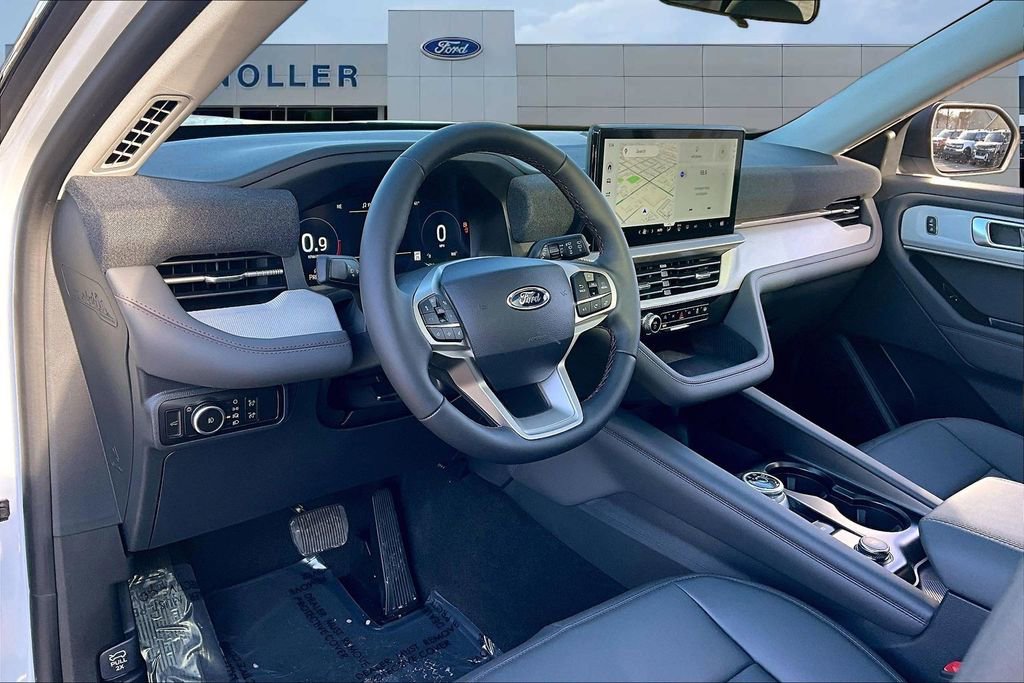 New 2026 Ford Explorer Active w/ Active Comfort Package image 8