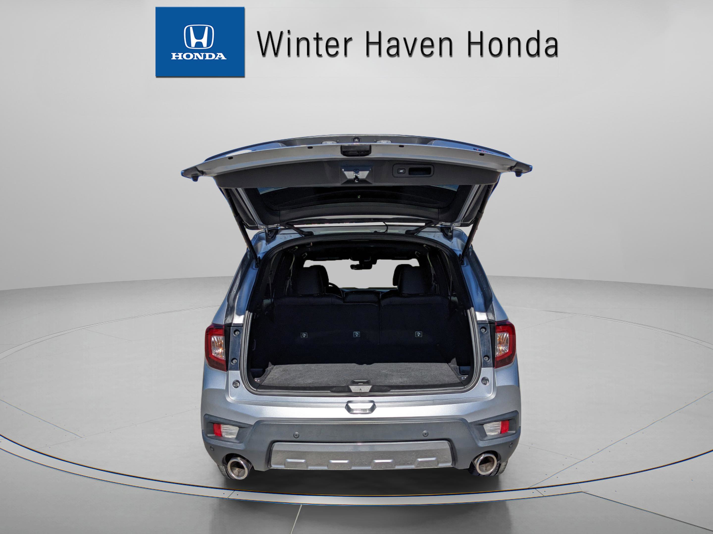 Used 2023 Honda Passport TrailSport image 9
