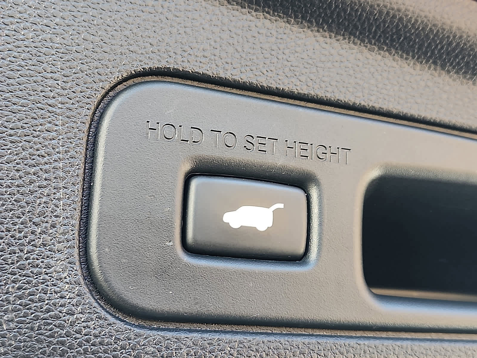 Used 2023 Acura MDX SH-AWD w/ Technology Package image 30