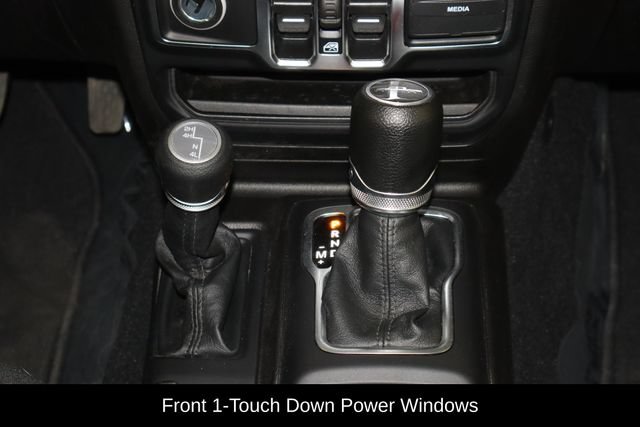 Used 2023 Jeep Gladiator Sport AWD/4WD image 13