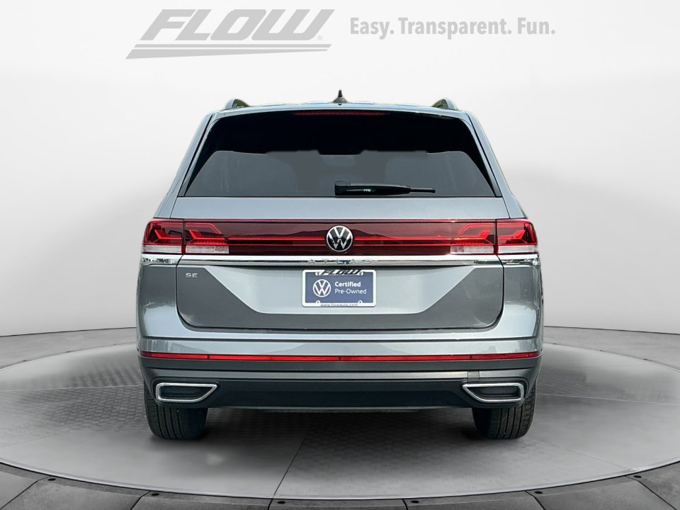 Certified 2025 Volkswagen Atlas SE FWD image 8