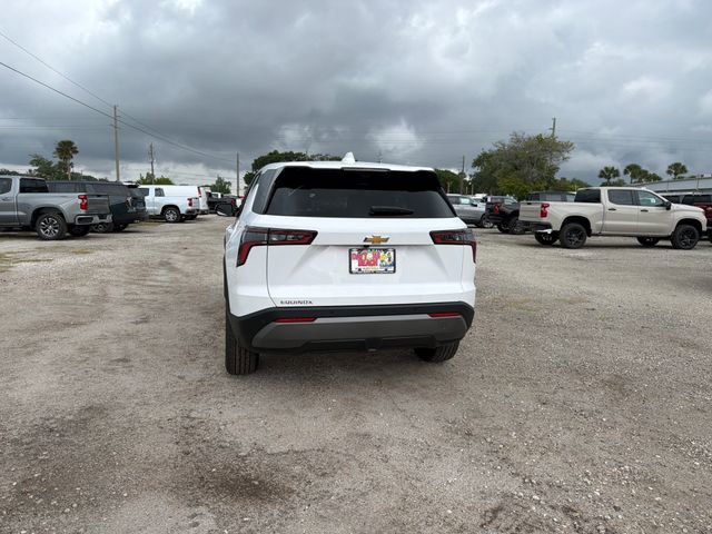 New 2026 Chevrolet Equinox LT w/ Safety and Technology Package FWD image 11