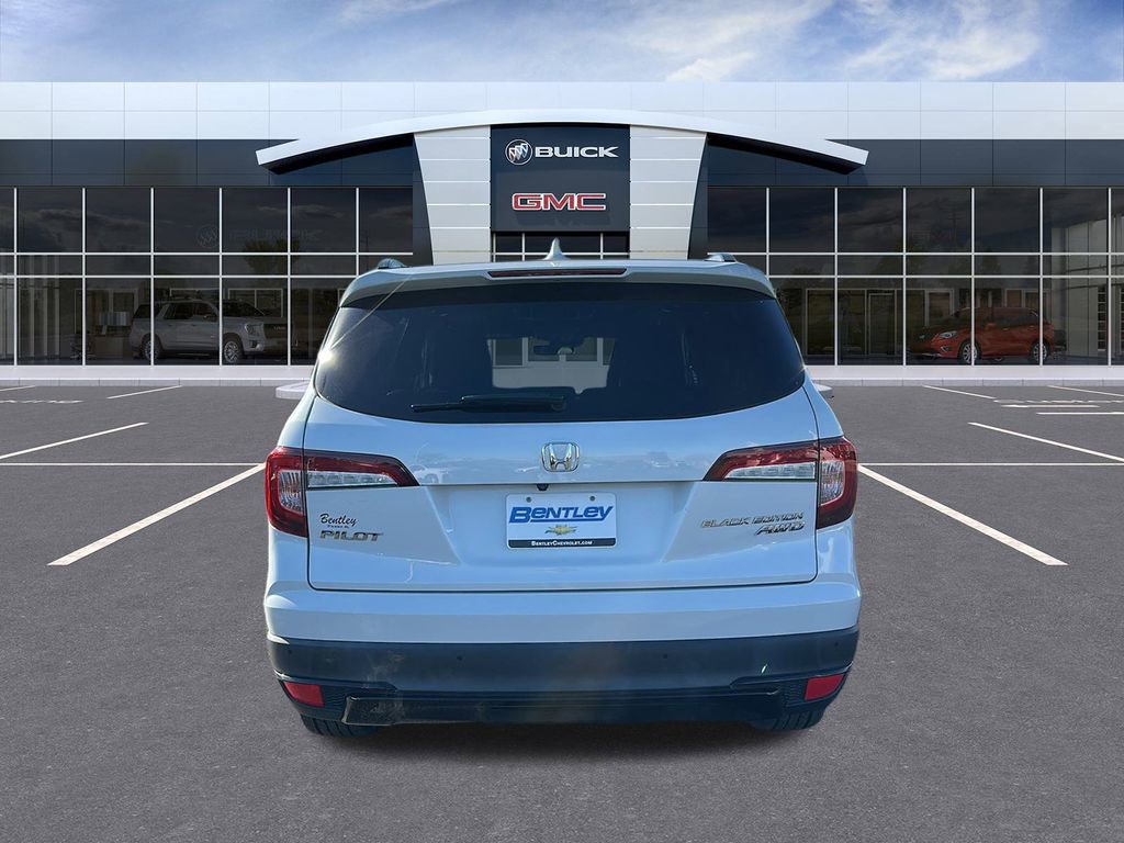 Used 2022 Honda Pilot Black Edition image 4