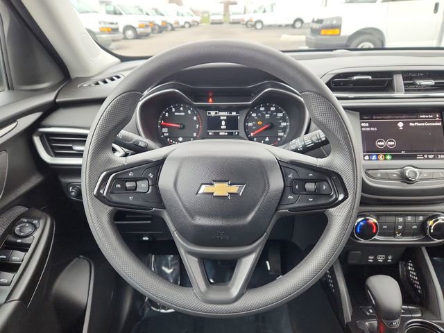 Used 2023 Chevrolet TrailBlazer LS image 32