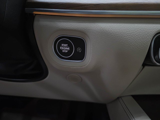 Used 2022 Mercedes-Benz GLE 450 4MATIC image 26