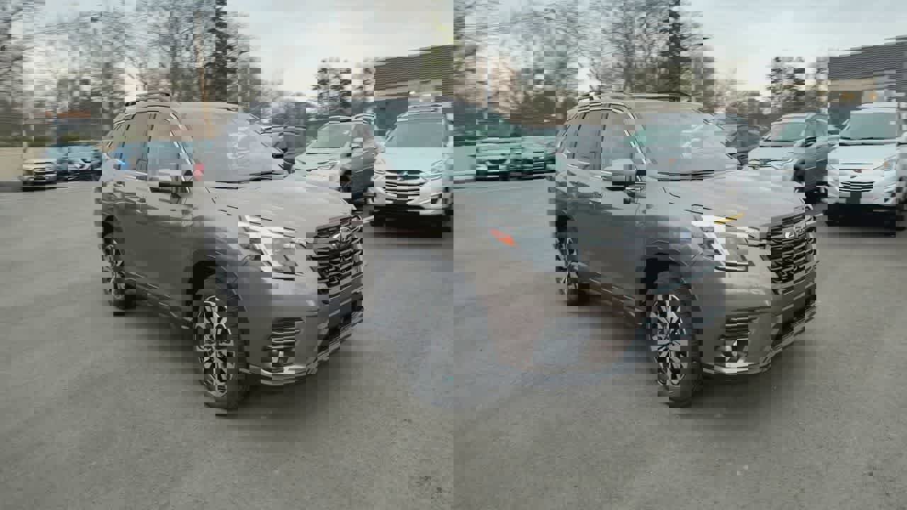 Certified 2023 Subaru Forester Limited image 2