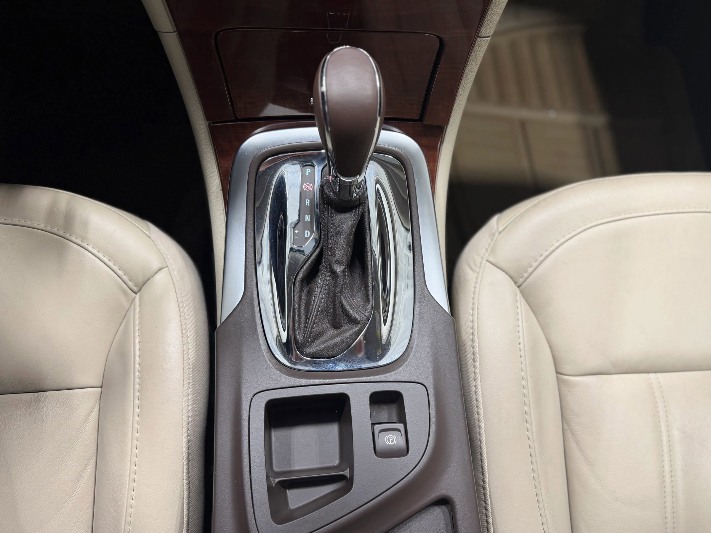 Used 2015 Buick Regal FWD image 18