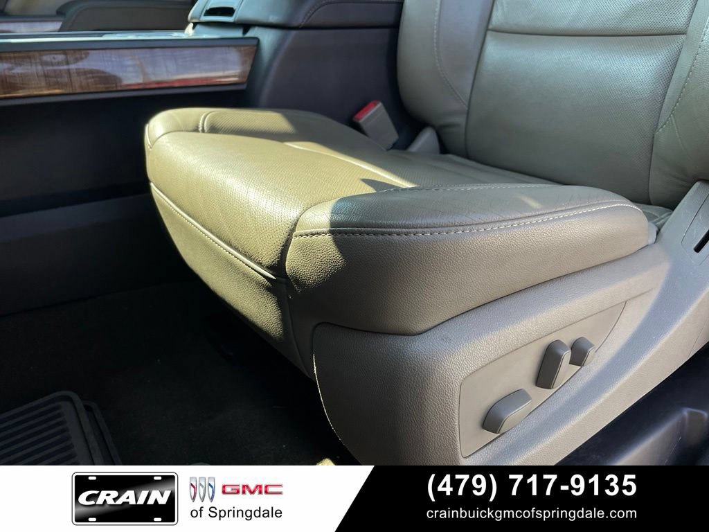Used 2016 GMC Sierra 2500 SLT w/ Duramax Plus Package AWD/4WD image 23