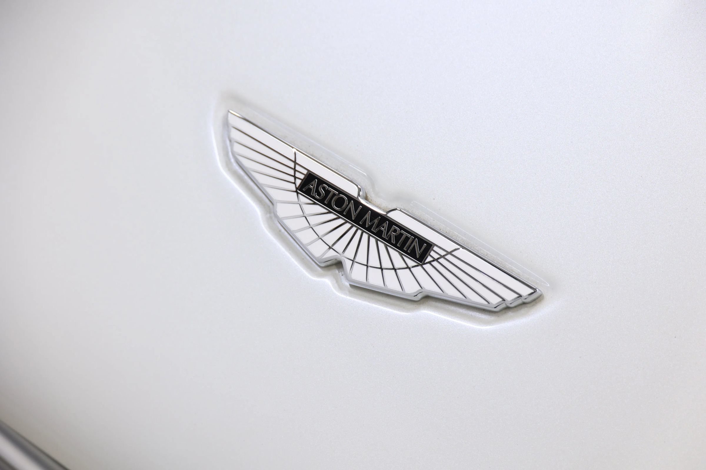 Used 2016 Aston Martin DB9 GT RWD image 90