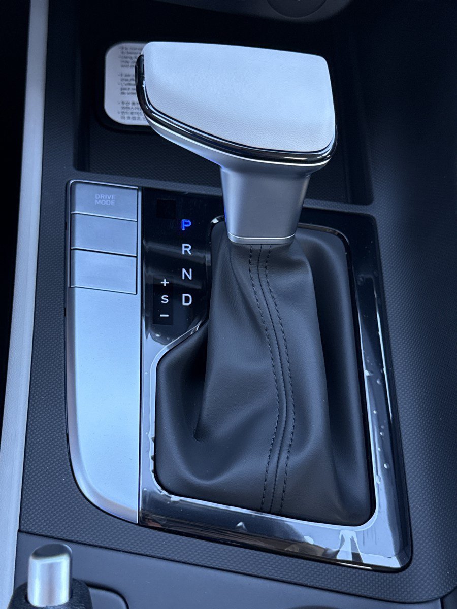 New 2026 Hyundai Elantra SEL Sport FWD image 26