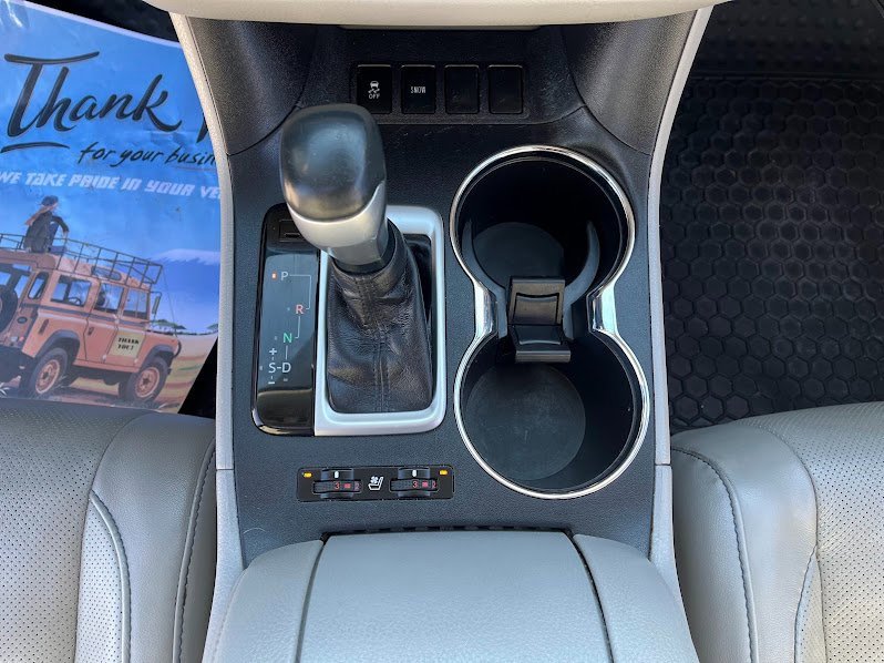 Used 2019 Toyota Highlander Limited image 18