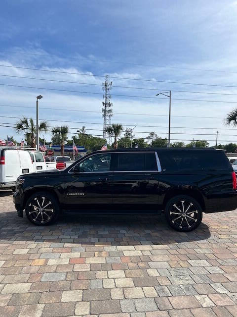 Used 2016 Chevrolet Suburban LT w/ Luxury Package RWD image 8