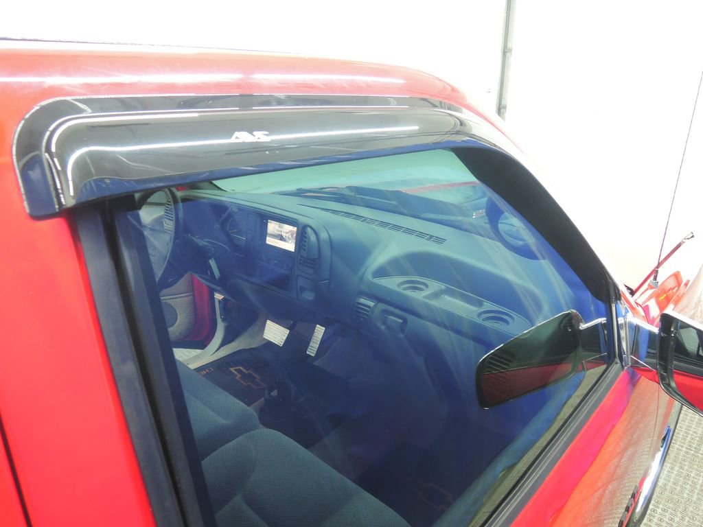 Used 1995 Chevrolet Silverado 1500 2WD Regular Cab image 21