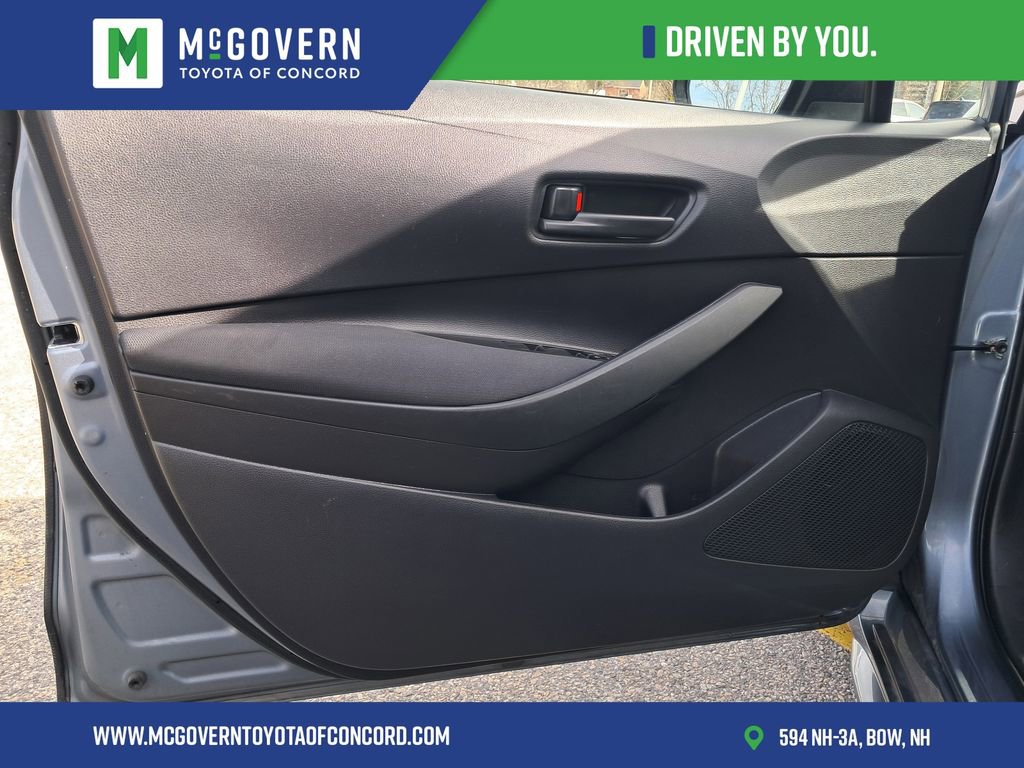 Used 2022 Toyota Corolla LE FWD image 11