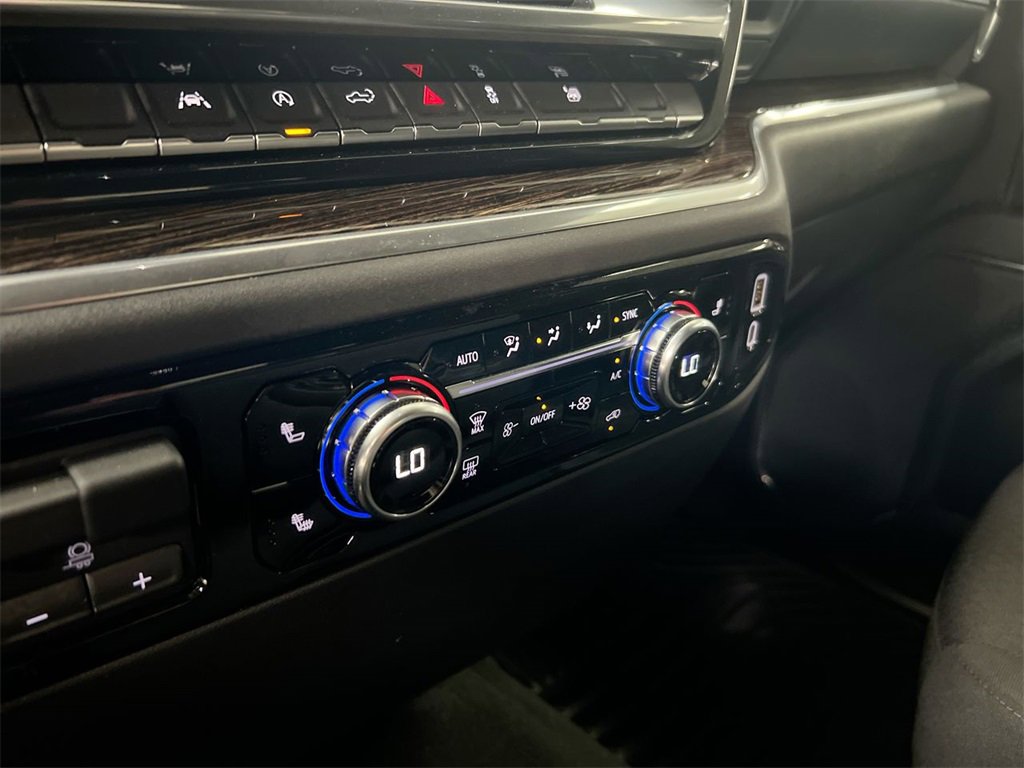 Certified 2025 GMC Sierra 1500 SLE w/ Max Trailering Package image 16