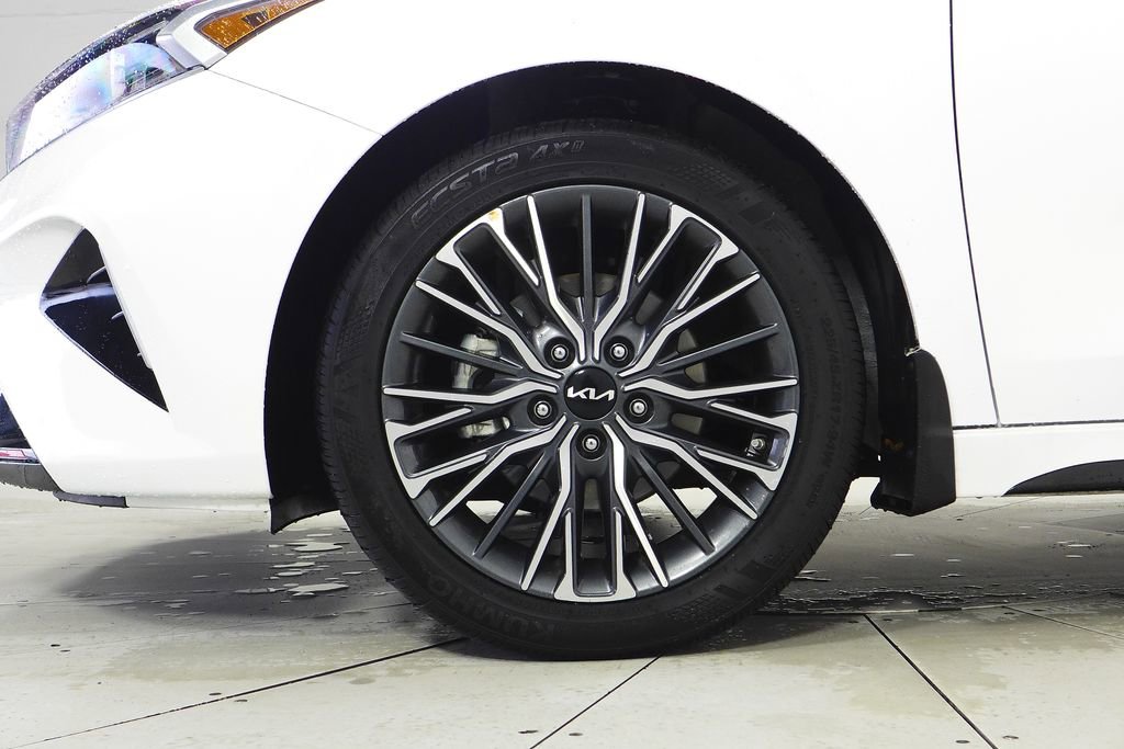 Used 2024 Kia Forte GT-Line image 5